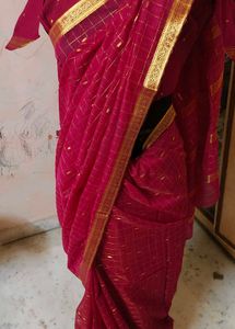 red ♥️ &amp; Gold Checked Saree 3 pis with paticoat