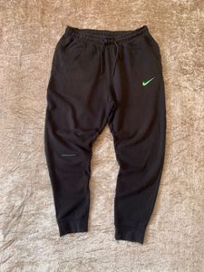 Nike Swoosh  Big Logo