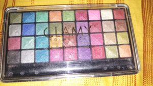 eyeshadow pallet