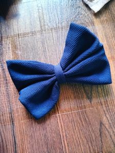 Combo Of Hair Bow &amp; Scrunchie ✔️