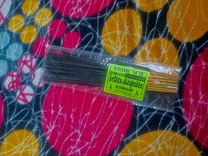 Pack Of 6 + 1 Free Agarbatti