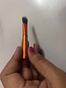 Real technique eyeshadow brush Mini