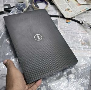 Dell Laptop - Great Condition!