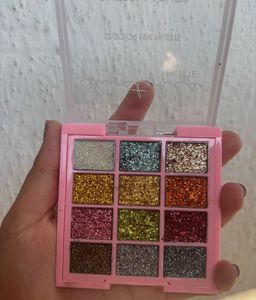 New - Glitter Eyeshadow Pallete (new &amp; unused)