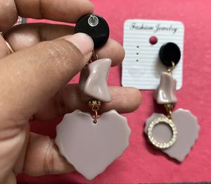 Beautiful Korean Earrings (brand new)