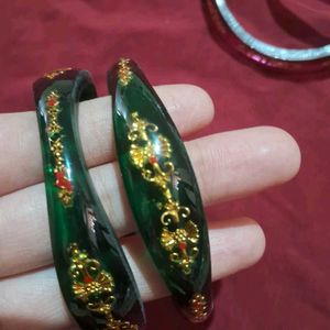 Beautiful Green And Marron Bangles