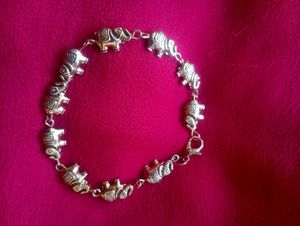 Beautiful Elephant Charm Bracelet