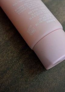 Kylie Skin Makeup Melting Cleanser