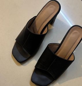 Chic Black Mules