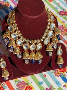 Elegant Kundan Necklace Set