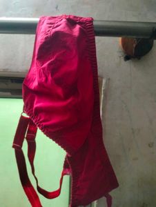 ComboBlack Imported 42And Red Bra 36 Size.