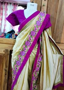 Beautiful 😍 Saree With Blouse
