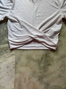 H&amp;M White Crop Top