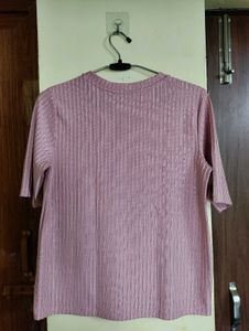 Women&#39;s pink tops 💗