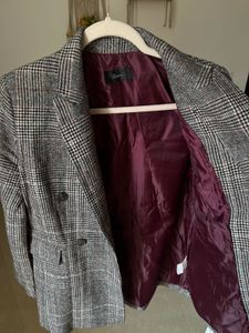 ROEM CHECKERED DOUBLE-BREASTED BLAZER