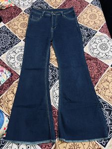 Bootcut Jeans