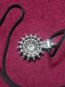 Petent With Black Thread 4