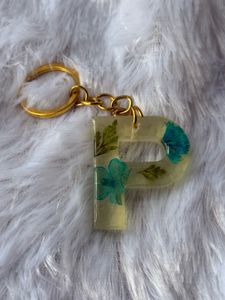 Ocean Bloom – Floral Resin Alphabet Keychain 🌊🌸