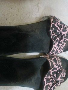 Animal Print Black Slides