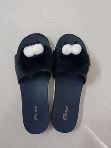 Black Solid Flateforms For Women