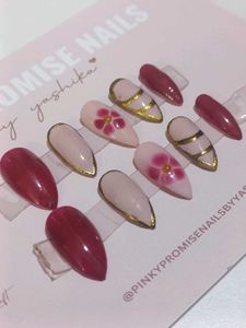 Press-On Nail Set