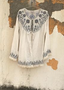 Vintage Flower Embroidered Shrug