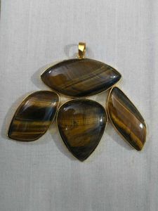 Beautiful Tiger Eye Gemstone Pendant For Women