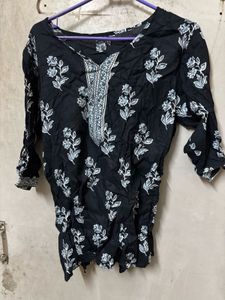 Floral Print Black kurti