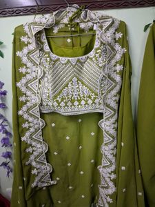 Elegant Green Dhoti Pant Set 40 size side jib adju