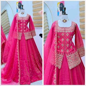 New Stayle Beautiful Pakistani Dress Inpoted Pakis