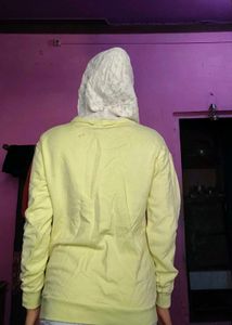 Pastel Yellow Lace Trim Hoodie