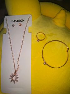 Party Wear Jewellery Set
