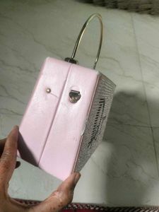 Chic DR Clutch