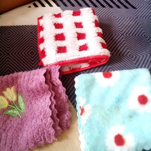 Cute Fluffy Washcloths - Set of 3