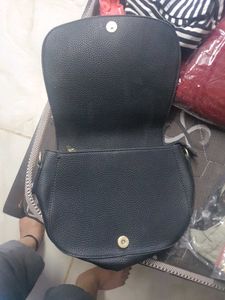 black sling bag