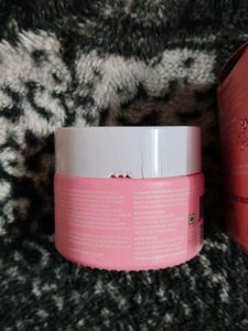 Plix Guava Glow Smoothie Moisturizer 50gm