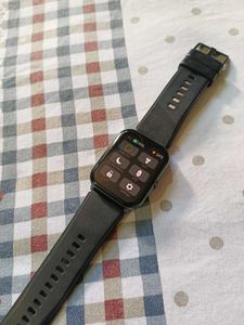 Ambrane Wise Glaze Smartwatch Amoled