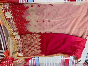 Dual-Tone Net and Silk Saree with Intricate Red Fl