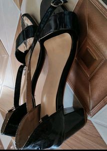 Black  Heel