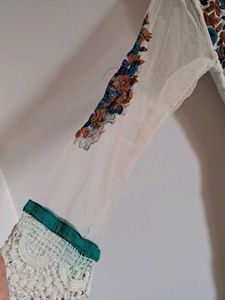 Kalidar Kurti