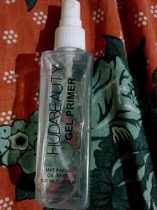 Primer + Face Oil