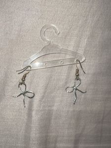 Y2K Bow Heart Drop Earrings