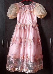 WOMAN CUTE DRESS