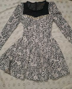 Elegant Paisley Print Dress