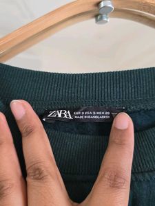 Green Sweatshirt