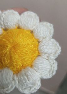 Crochet Daisy Keychain