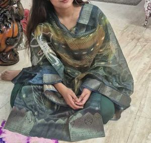 Elegant Green Dupatta