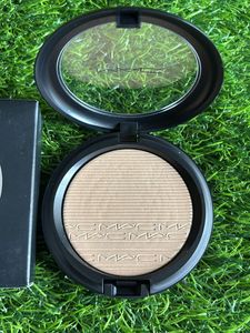 Mac Extra Dimension Skinfinish Poudre Lumiere
