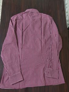 LP Classic Maroon &amp; White Checkered Button Down