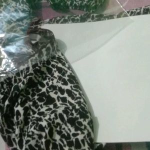 Black And White  Top Elegance -- Special Discount!